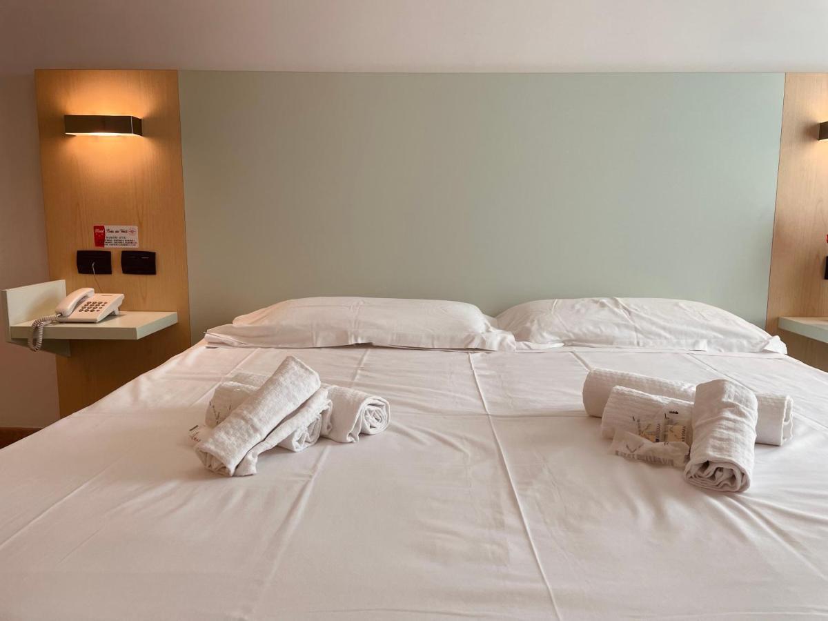 Hotel Grecale - فينتورينا تيرمي المظهر الخارجي الصورة