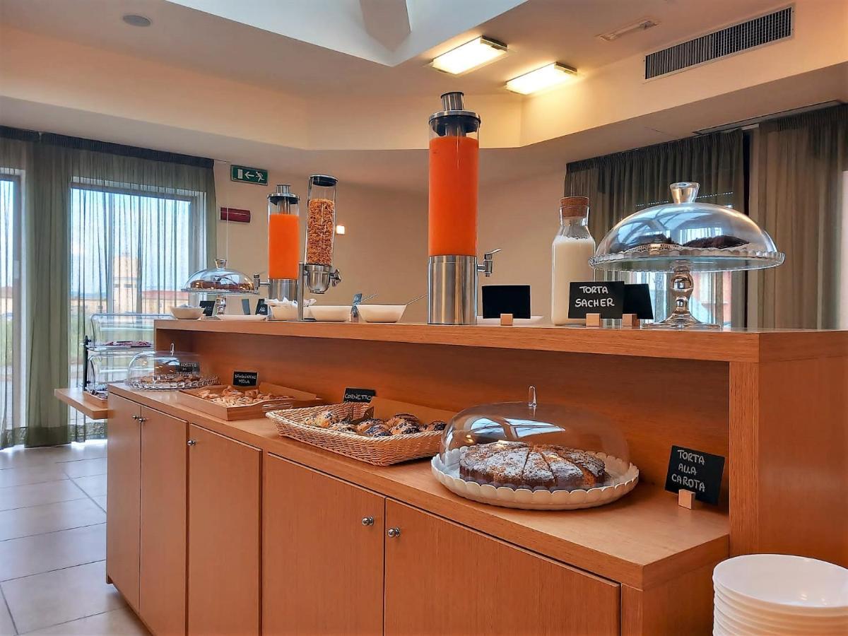 Hotel Grecale - فينتورينا تيرمي المظهر الخارجي الصورة