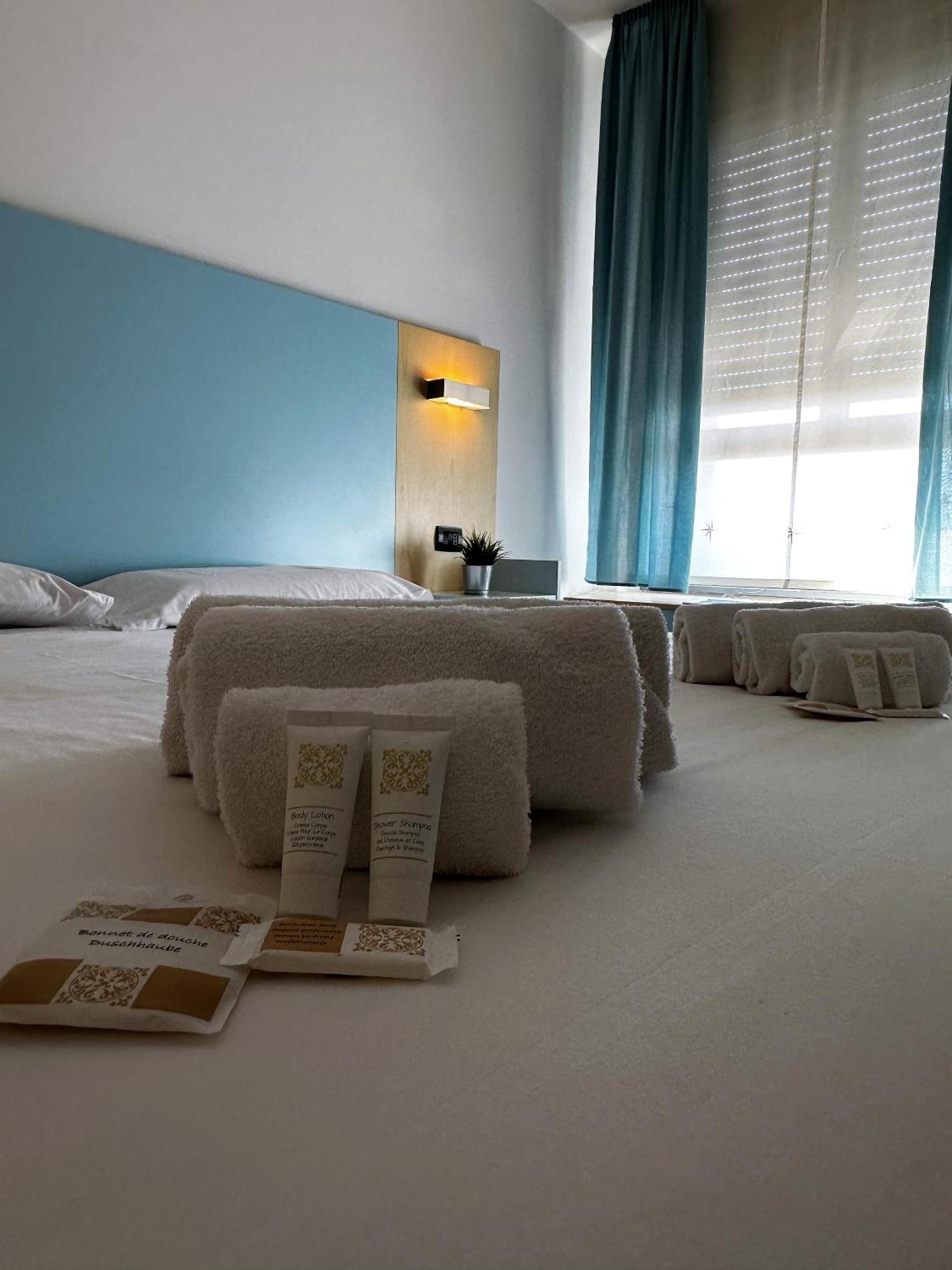 Hotel Grecale - فينتورينا تيرمي المظهر الخارجي الصورة