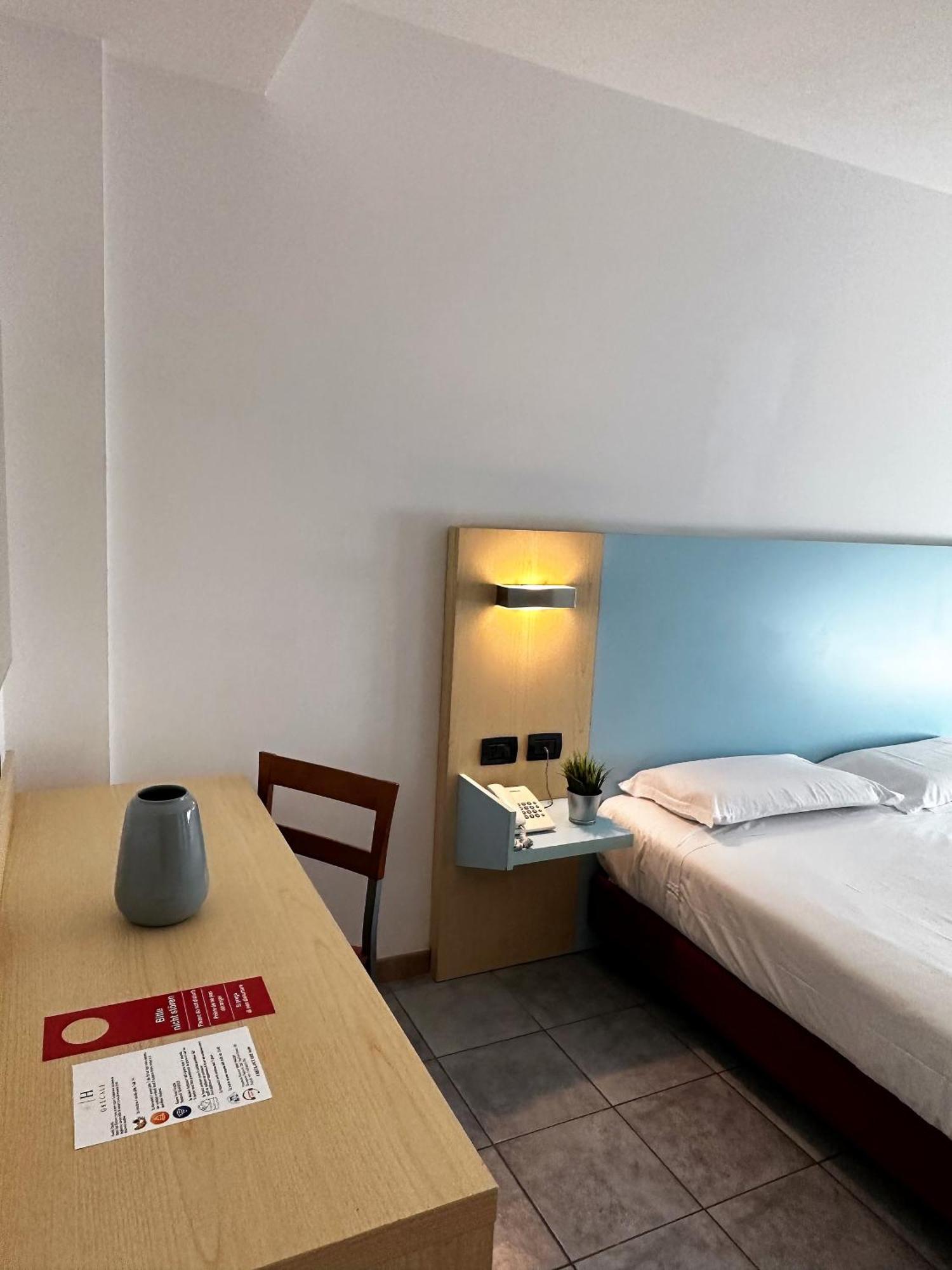 Hotel Grecale - فينتورينا تيرمي المظهر الخارجي الصورة